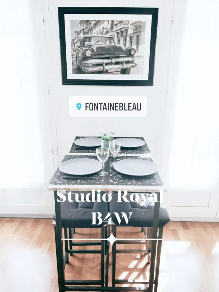 Studio Royal By Beds4Wanderlust - Place Du Marche Avec Parking Prive Fontainebleau Pokoj fotografie