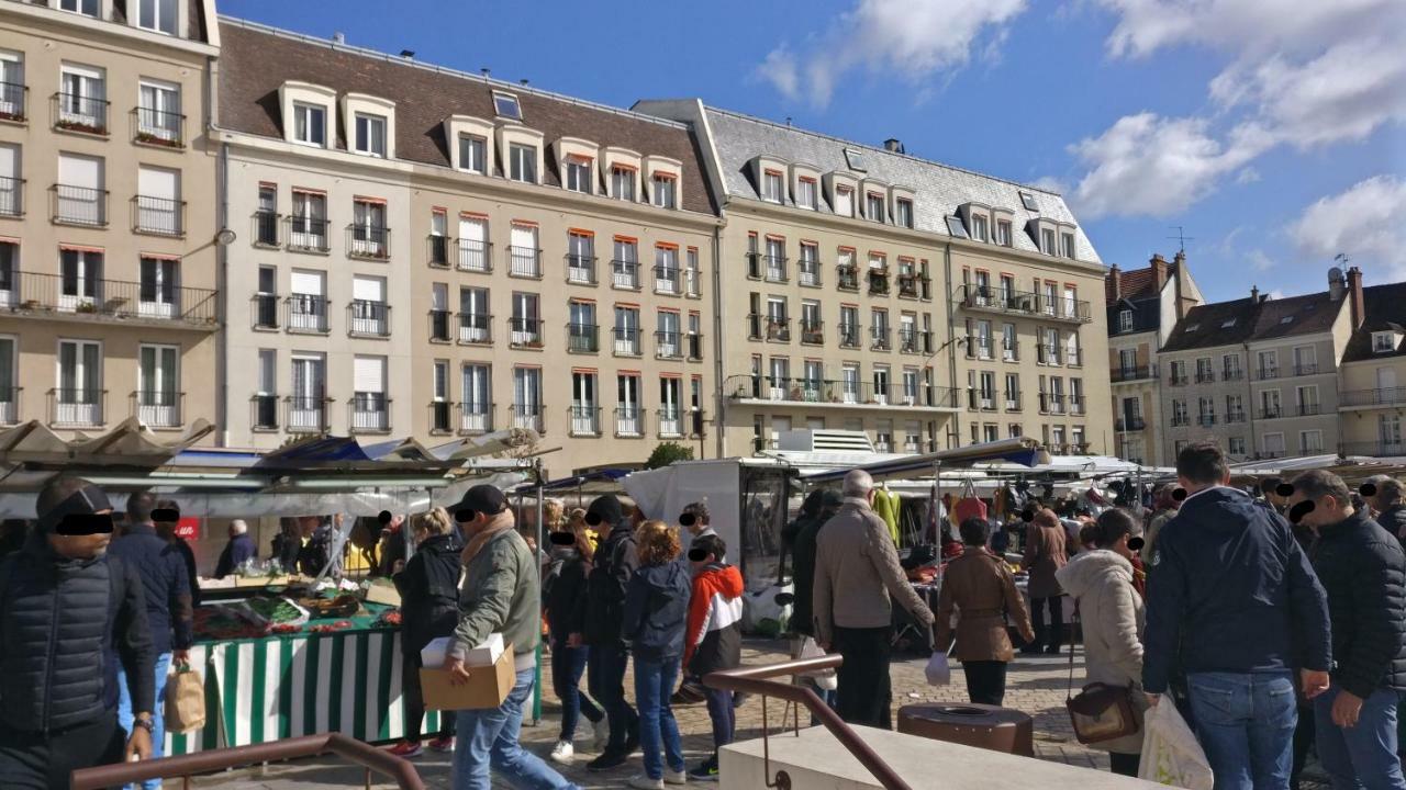 Studio Royal By Beds4Wanderlust - Place Du Marche Avec Parking Prive Fontainebleau Exteriér fotografie