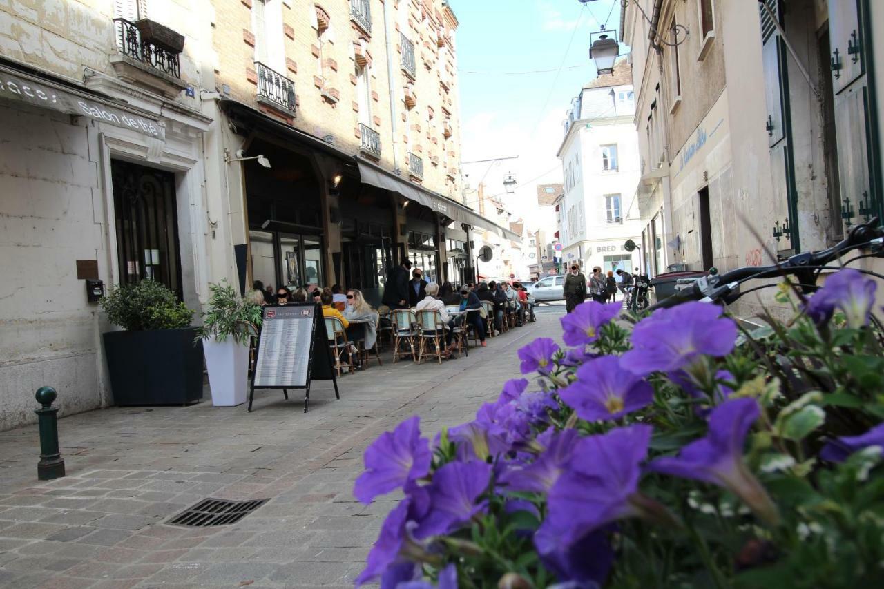 Studio Royal By Beds4Wanderlust - Place Du Marche Avec Parking Prive Fontainebleau Exteriér fotografie