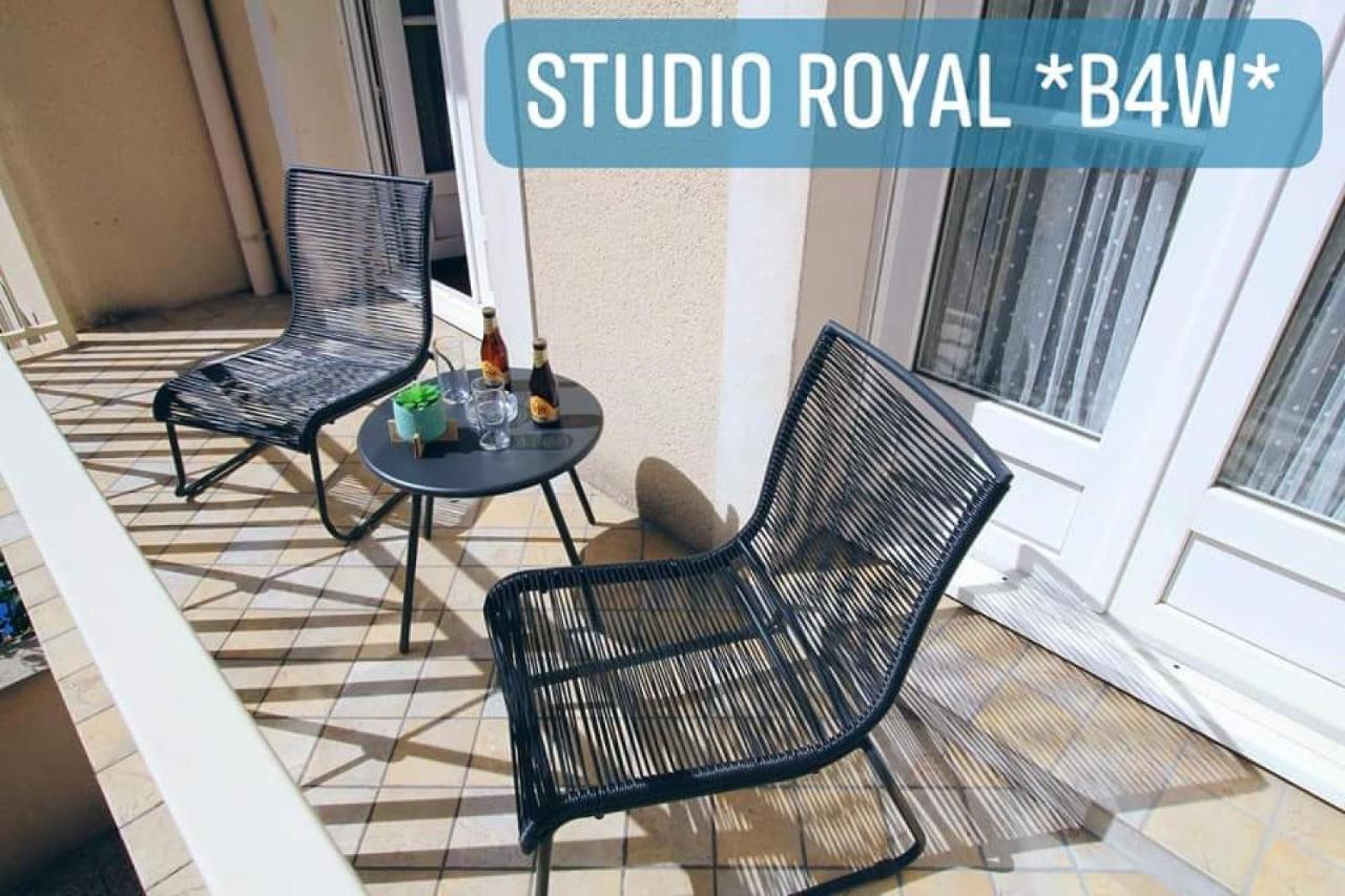 Studio Royal By Beds4Wanderlust - Place Du Marche Avec Parking Prive Fontainebleau Exteriér fotografie